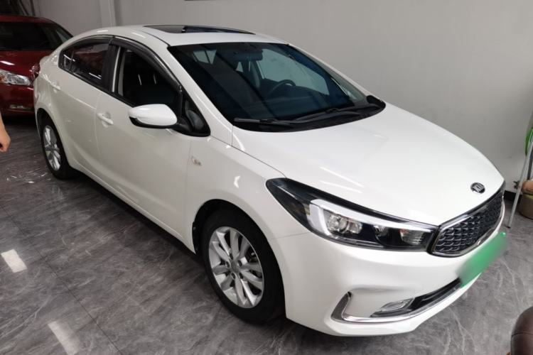 Used Kia K3 2016 1.6L Automatic GL Front Right 45 Deg