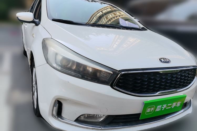 Used Kia K3 2016 1.6L Automatic GL Front Right 45 Deg