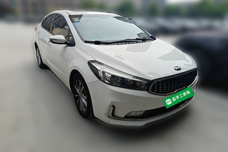 Used Kia K3 2016 1.6L Automatic GLS Front Right 45 Deg