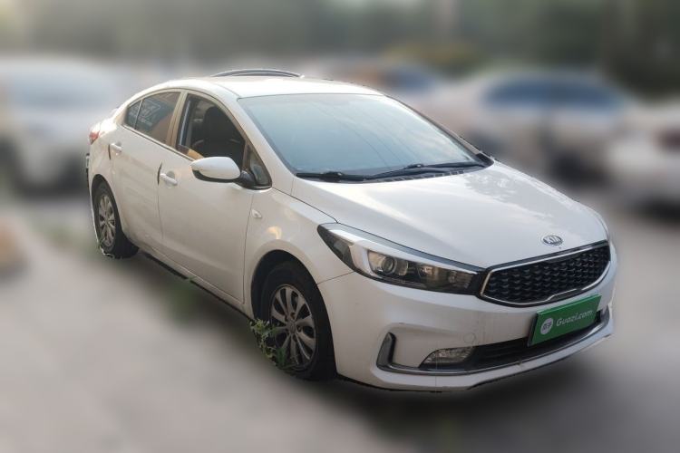 Used Kia K3 2016 1.6L Manual GL Front Right 45 Deg