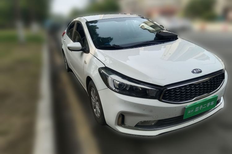 Used Kia K3 2016 1.6L Manual GL Front Right 45 Deg