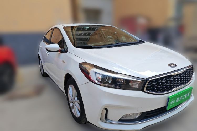 Used Kia K3 2016 1.6L Automatic GL Front Right 45 Deg