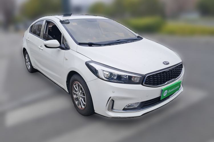 Used Kia K3 2016 1.6L Automatic with Sunroof Front Right 45 Deg