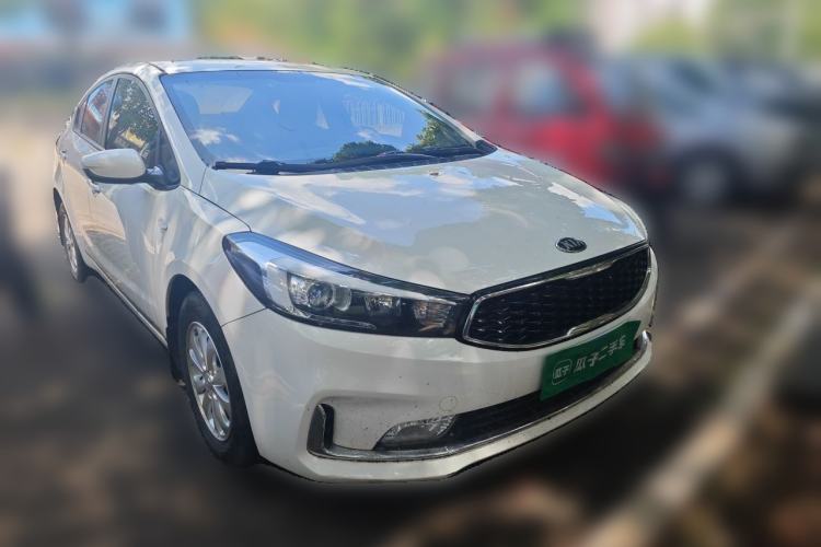 Used Kia K3 2016 1.6L Manual GL Front Right 45 Deg