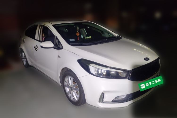 Used Kia K3 2016 1.6L Automatic GL Front Right 45 Deg
