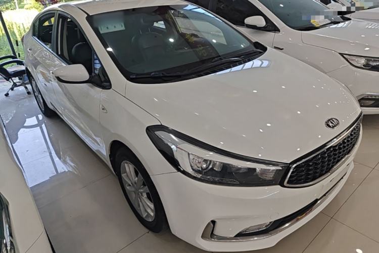 Used Kia K3 2016 1.6L Automatic GL Front Right 45 Deg
