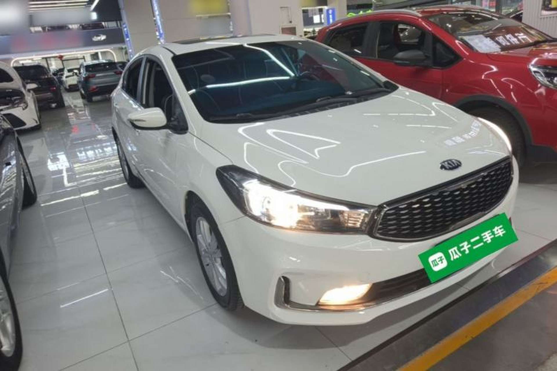 Used Kia K3 2016 1.6L Automatic GLS Front Right 45 Deg