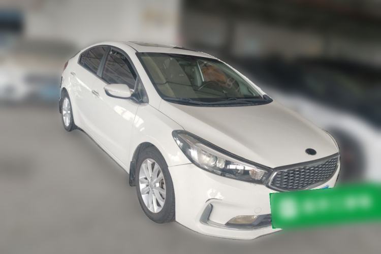 Used Kia K3 2016 1.6L Automatic GLS Front Right 45 Deg