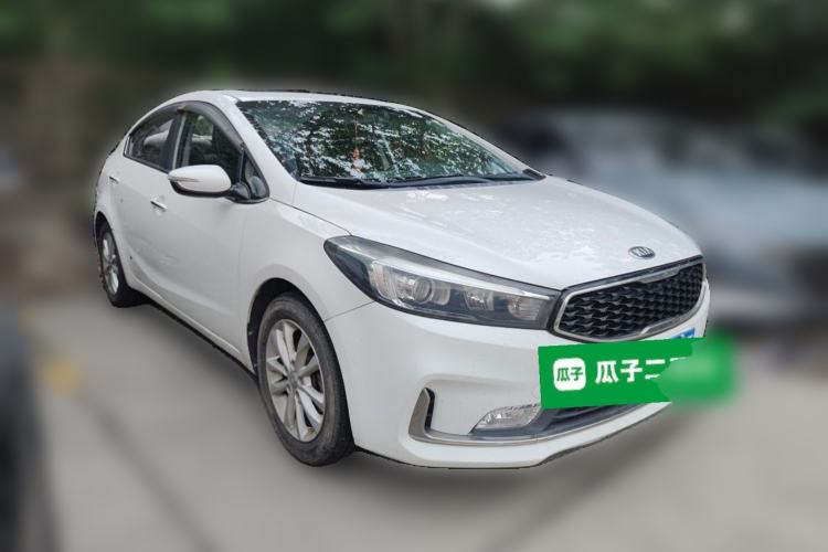 Used Kia K3 2016 1.6L Manual GLS Front Right 45 Deg