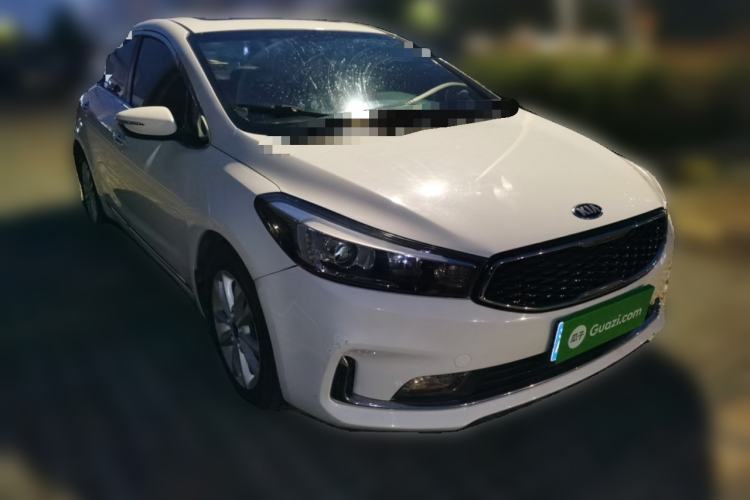 Used Kia K3 2016 1.6L Manual GLS Front Right 45 Deg