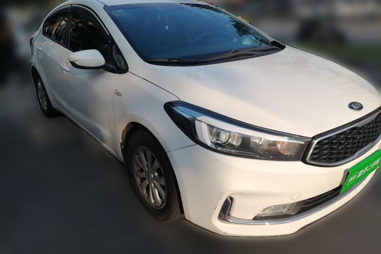 Used Kia K3 2016 1.6L Manual GL Front Right 45 Deg