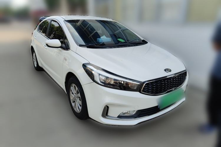 Used Kia K3 2016 1.6L Manual GL Front Right 45 Deg