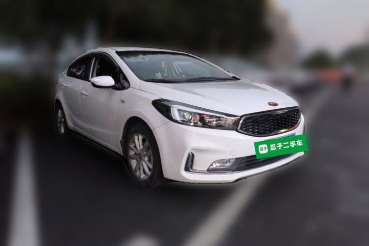 Used Kia K3 2016 1.6L Automatic GL Front Right 45 Deg