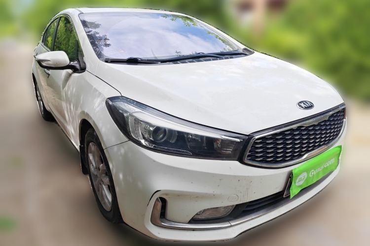Used Kia K3 2016 1.6L Automatic GLS Front Right 45 Deg