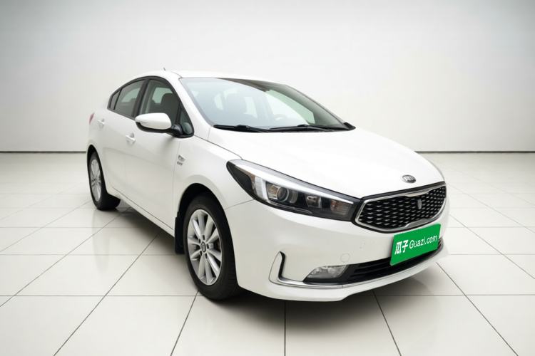 Used Kia K3 2016 1.6L Automatic GL Front Right 45 Deg