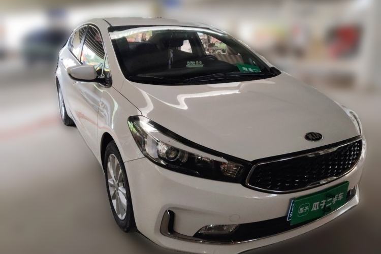 Used Kia K3 2016 1.6L Automatic GL Front Right 45 Deg