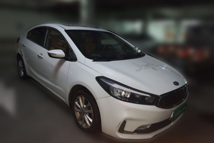 Used Kia K3 2016 1.6L Manual GLS Front Right 45 Deg