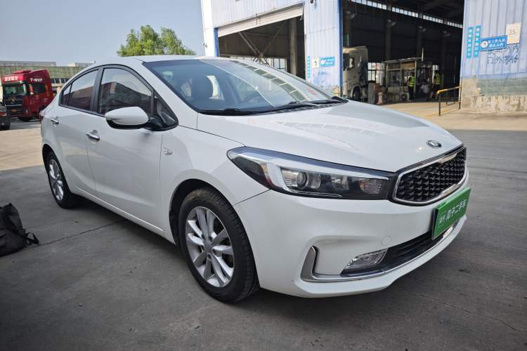 Used Kia K3 2016 1.6L Automatic GL Front Right 45 Deg