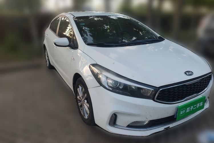 Used Kia K3 2016 1.6L Automatic GL Front Right 45 Deg