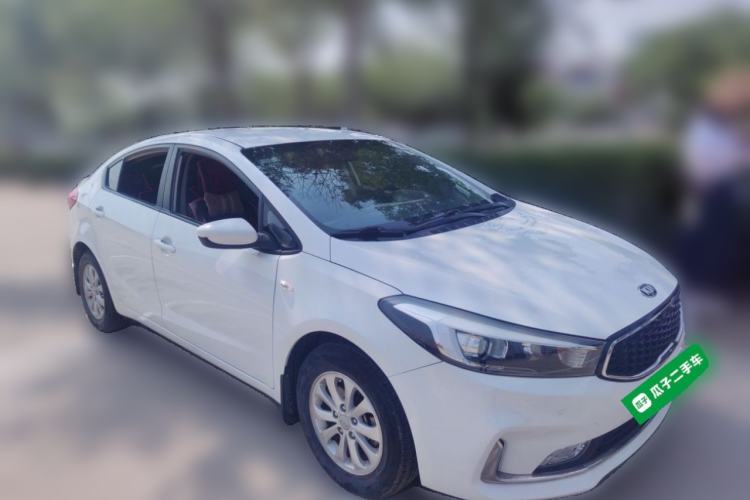 Used Kia K3 2016 1.6L Manual GL Front Right 45 Deg