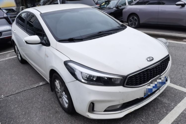 Used Kia K3 2016 1.6L Automatic GL Front Right 45 Deg