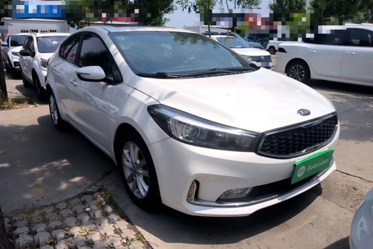 Used Kia K3 2016 1.6L Manual GLS Front Right 45 Deg