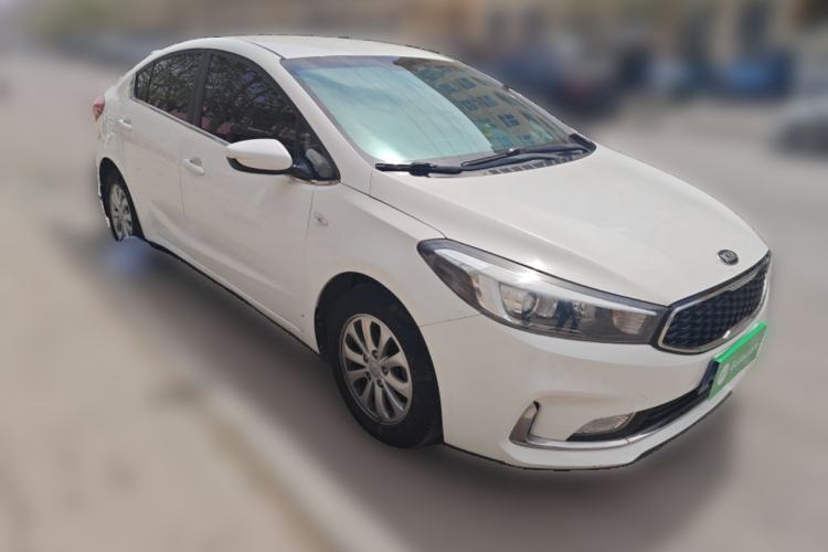 Used Kia K3 2016 1.6L Manual GL Front Right 45 Deg