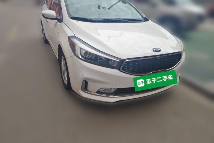 Used Kia K3 2016 1.6L Manual GL Front Right 45 Deg