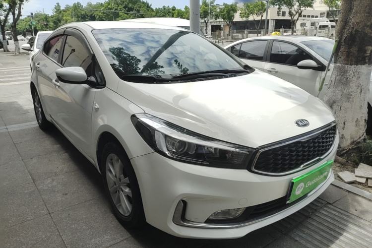 Used Kia K3 2016 1.6L Automatic GL Front Right 45 Deg