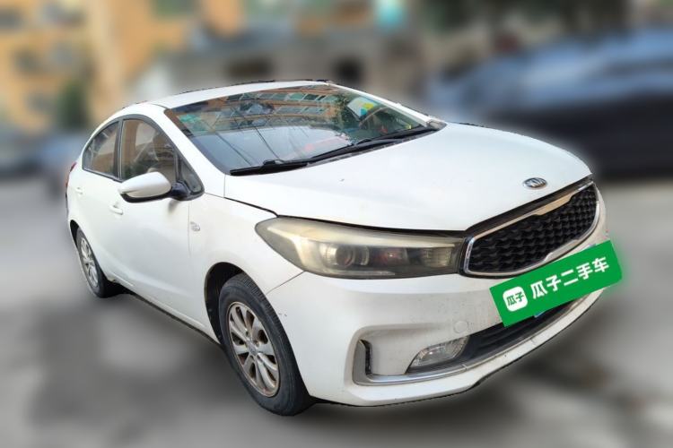 Used Kia K3 2016 1.6L Manual GL Front Right 45 Deg