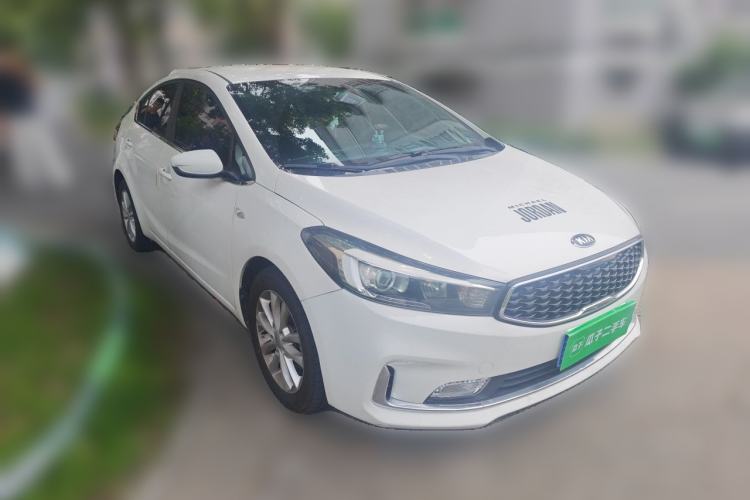 Used Kia K3 2016 1.6L Automatic GL Front Right 45 Deg