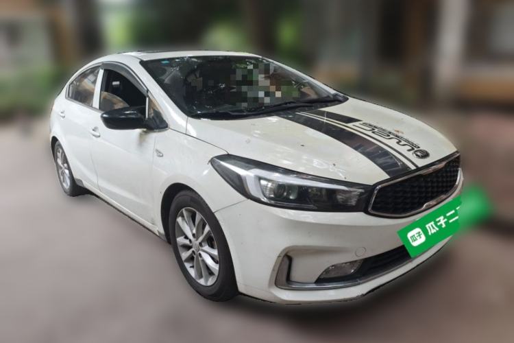 Used Kia K3 2016 1.6L Automatic GLS Front Right 45 Deg