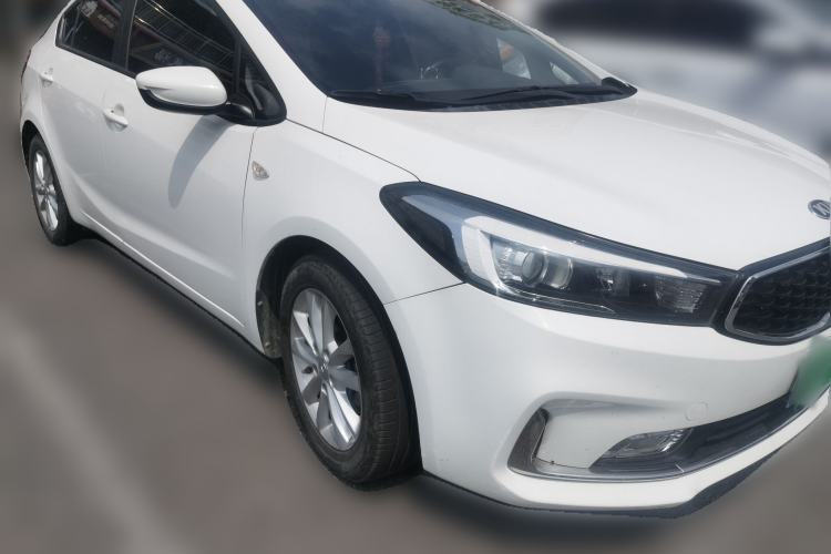 Used Kia K3 2016 1.6L Automatic with Sunroof Front Right 45 Deg