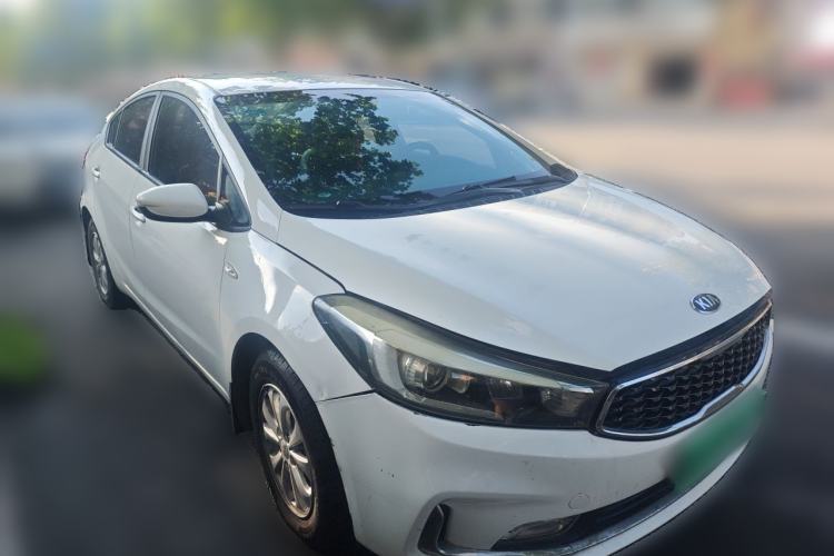 Used Kia K3 2016 1.6L Manual GL Front Right 45 Deg