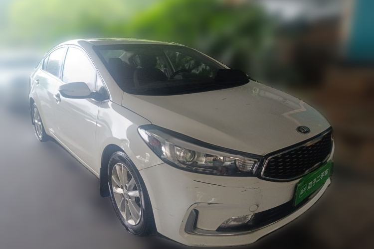 Used Kia K3 2016 1.6L Automatic GLS Front Right 45 Deg