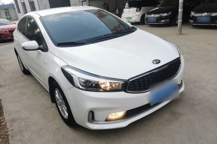 Used Kia K3 2016 1.6L Manual GL Front Right 45 Deg