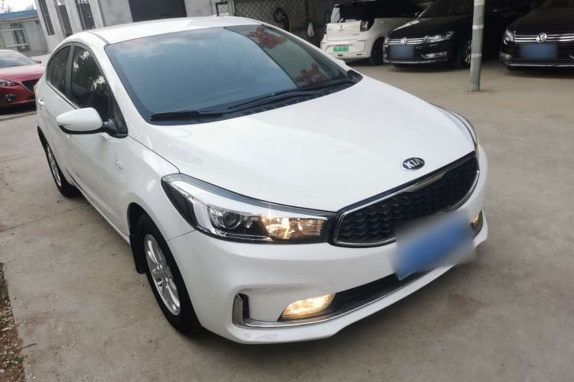 Used Kia K3 2016 1.6L Manual GL Front Right 45 Deg