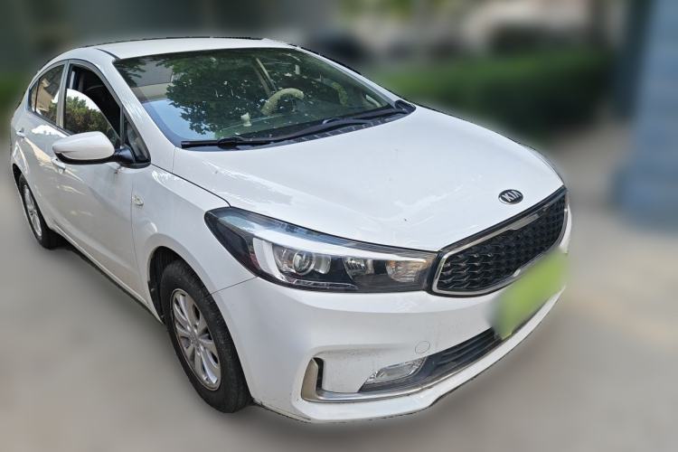 Used Kia K3 2016 1.6L Manual GL Front Right 45 Deg