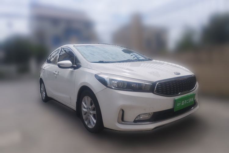 Used Kia K3 2016 1.6L Automatic GLS Front Right 45 Deg