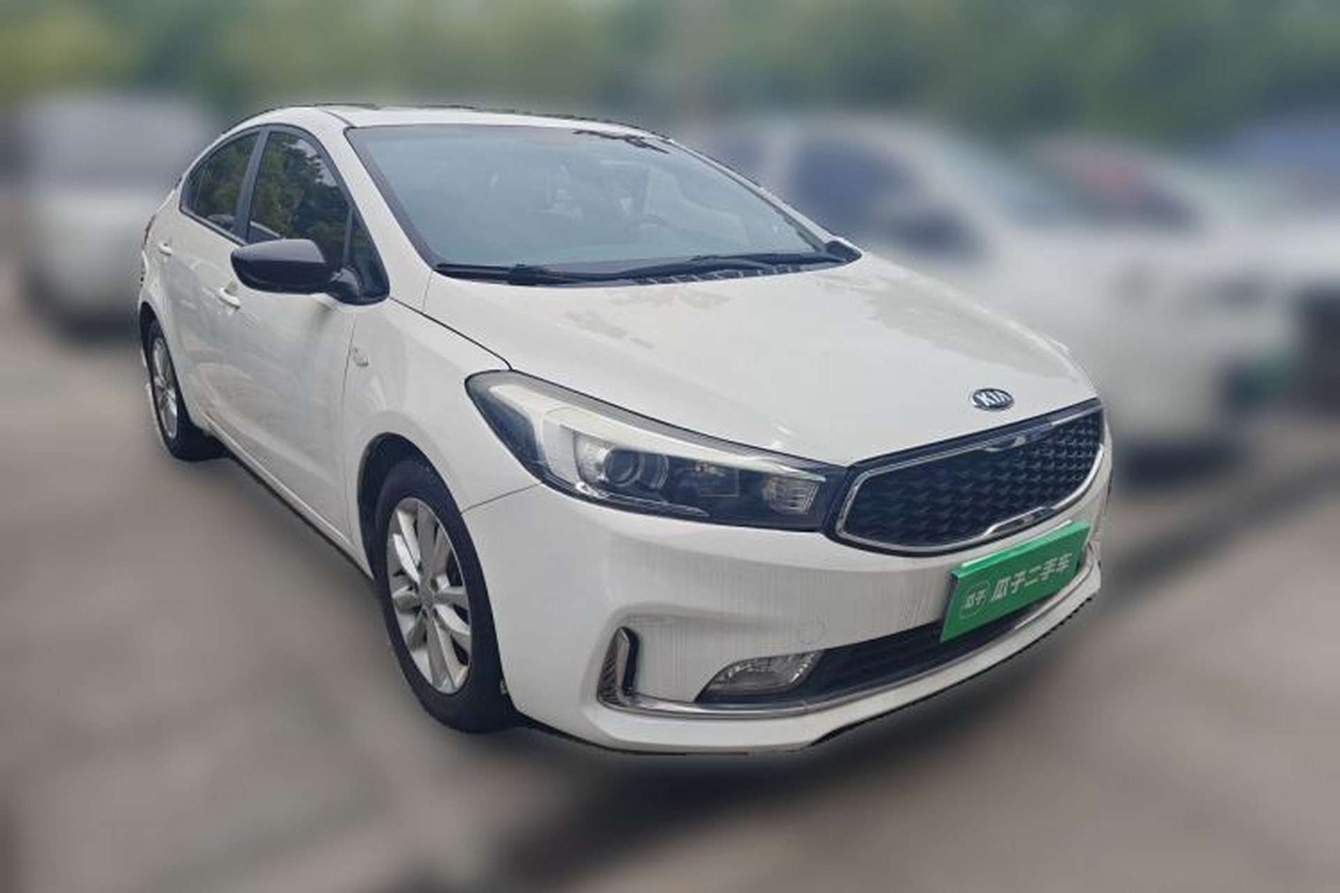 Used Kia K3 2016 1.6L Automatic GLS Front Right 45 Deg
