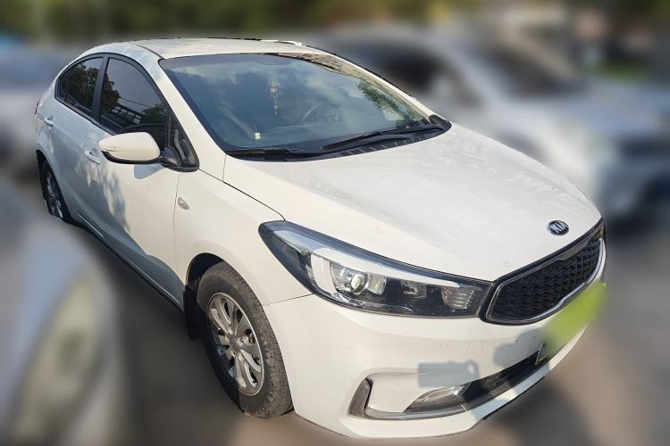 Used Kia K3 2016 1.6L Manual GL Front Right 45 Deg