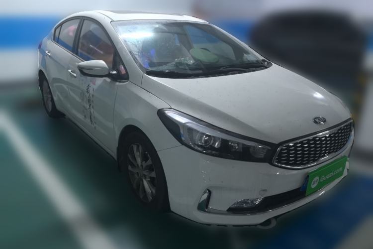 Used Kia K3 2016 1.6L Automatic GLS Front Right 45 Deg