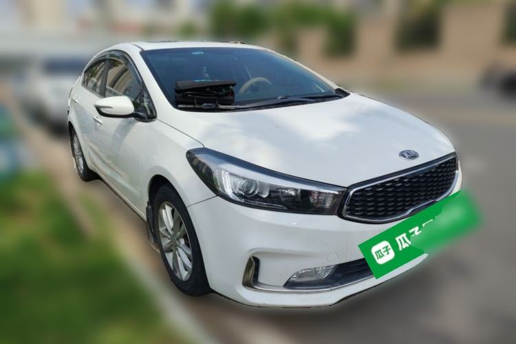 Used Kia K3 2016 1.6L Automatic GLS Front Right 45 Deg