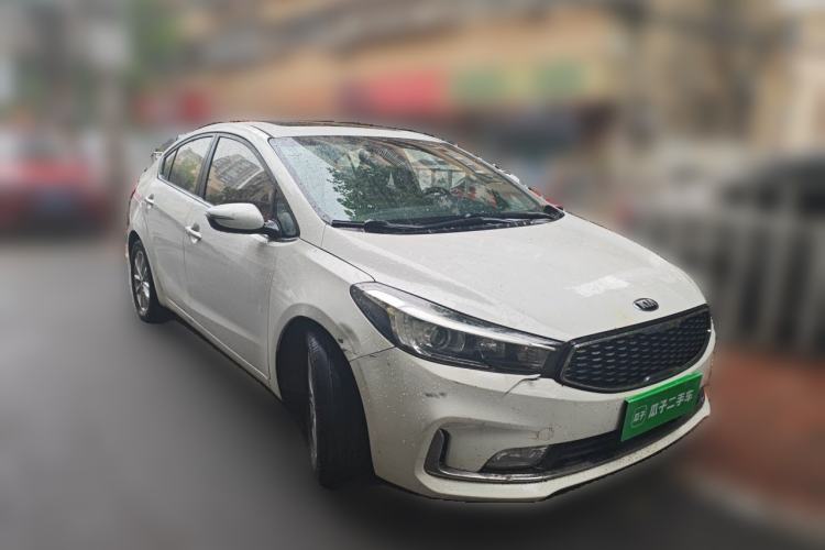 Used Kia K3 2016 1.6L Automatic GLS Front Right 45 Deg