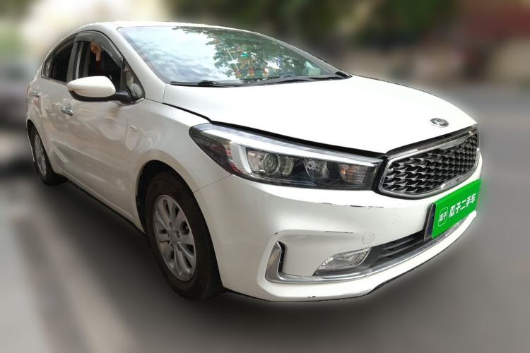 Used Kia K3 2016 1.6L Manual GL Front Right 45 Deg