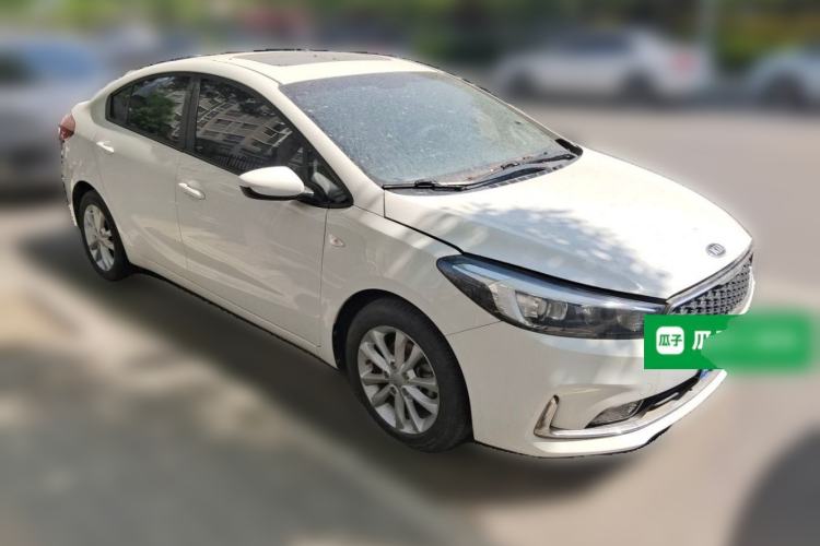 Used Kia K3  Front Right 45 Deg