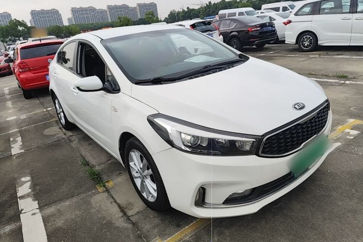 Used Kia K3 2016 1.6L Automatic GL Front Right 45 Deg