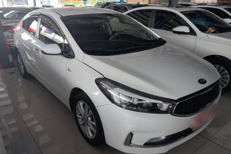 Used Kia K3 2016 1.6L Automatic GL Front Right 45 Deg