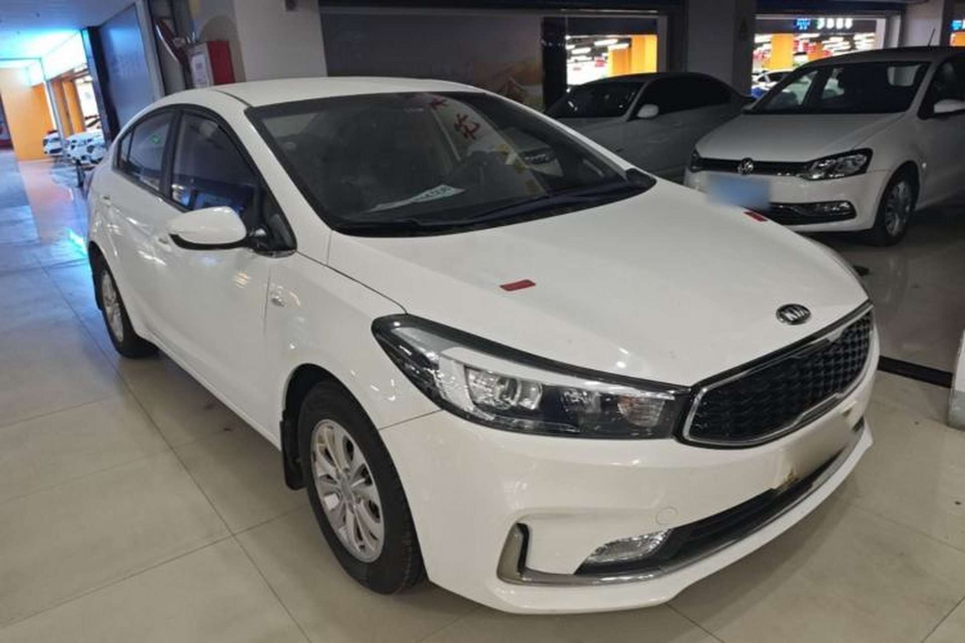 Used Kia K3 2016 1.6L Manual GL Front Right 45 Deg