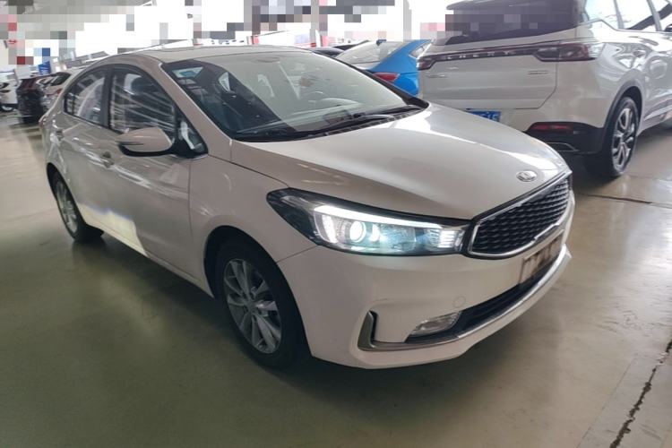 Used Kia K3 2016 1.6L Automatic GLS Front Right 45 Deg